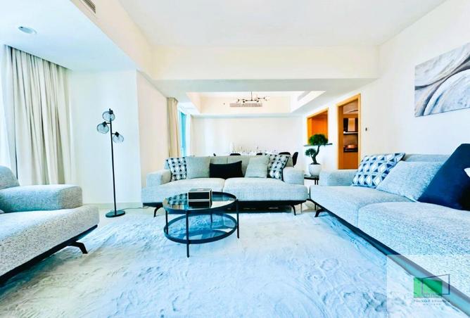 شقة أسطورية مكونة من 3 غرف نوم رئيسية - مفروشة بالكامل | مجتمع