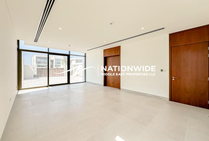 70292249 - Property Image 3