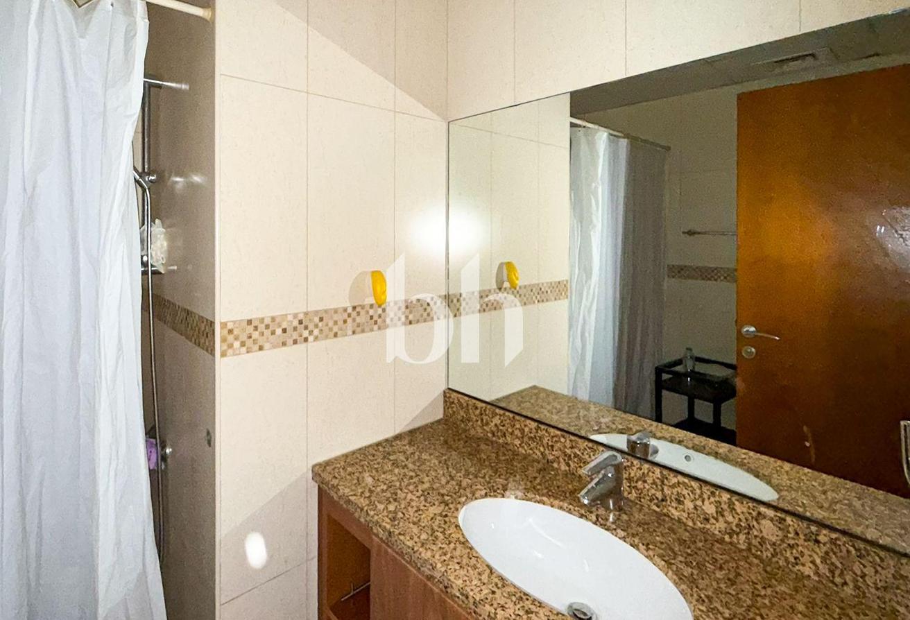 Furnished | Lake View | Managed photo 27