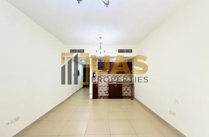 Apartment - Studio - 1 Bathroom for rent in Al Thani Building - Al Barsha 1 - Al Barsha - Dubai