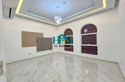 Apartment - 2 Bedrooms - 2 Bathrooms for rent in Madinat Al Riyad - Abu Dhabi