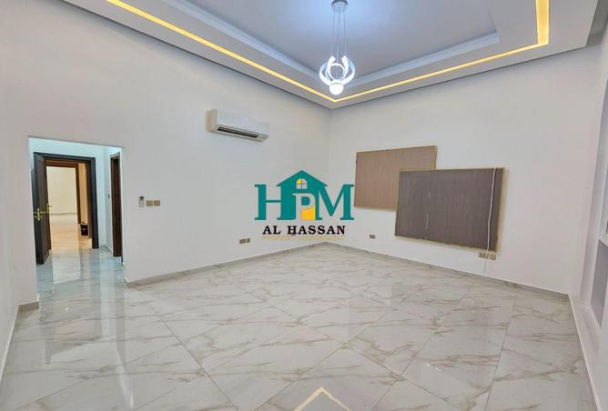 80716997 - Property Image 2