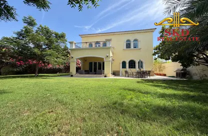 Villa - 3 Bedrooms - 4 Bathrooms for rent in District 6 - Jumeirah Park - Dubai