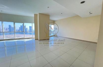 Apartment - 3 - 4 for rent in Al Khan Corniche - Al Khan - Sharjah