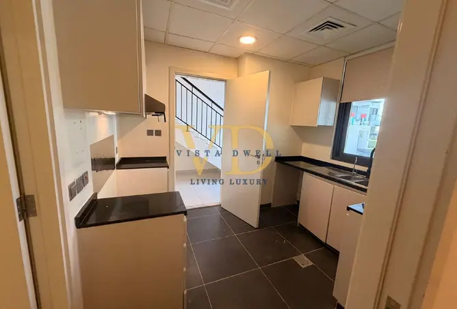99126490 - Property Image 3