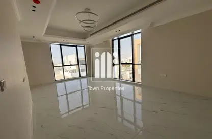 فيلا - 5 غرف نوم - 7 حمامات للبيع في الريمان - الشامخة - أبوظبي