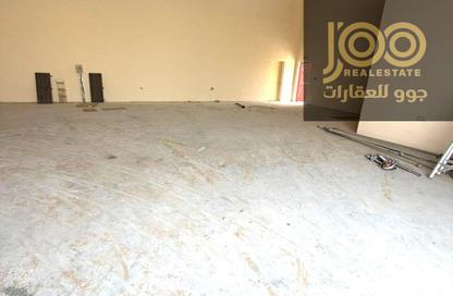 Warehouse - Studio - 1 for rent in Umm Dir - Umm Al Quwain