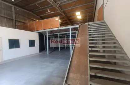Warehouse - Studio - 3 Bathrooms for rent in Al Quoz Industrial Area 2 - Al Quoz Industrial Area - Al Quoz - Dubai Warehouse - Studio - 3 Bathrooms for rent in Al Quoz Industrial Area 2 - Al Quoz Industrial Area - Al Quoz - Dubai