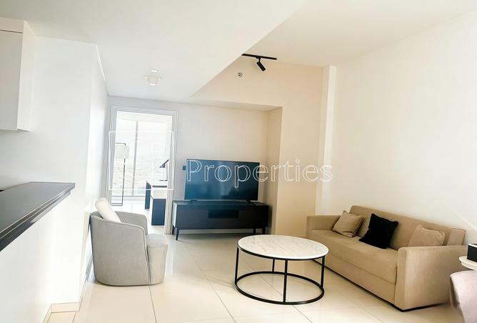 73123120 - Property Image 2