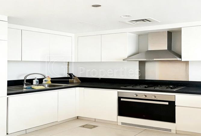 73123120 - Property Image 3