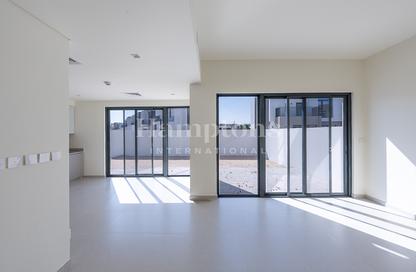 Villa - 4 - 5 for rent in Greenviews 2 - Emaar South - Dubai South (Dubai World Central) - Dubai