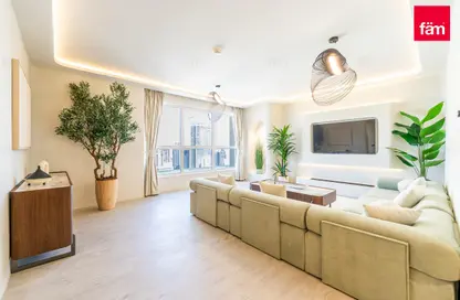 Apartment - 2 Bedrooms - 2 Bathrooms for sale in Murjan 1 - Murjan - Jumeirah Beach Residence - Dubai