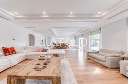 Villa - 5 - 5 for rent in Meadows 6 - Meadows - Dubai