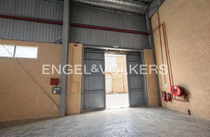 Warehouse - Studio - 1 Bathroom for rent in 8WD - Dubai Investment Park 1 (DIP 1) - Dubai Investment Park (DIP) - Dubai
