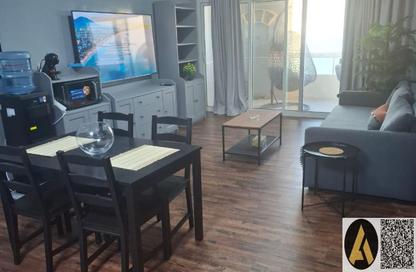 Apartment - 1 Bedroom - 2 Bathrooms for rent in Cornish Tower - Al Rumaila - Ajman