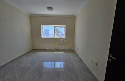 Apartment - 1 - 2 for rent in Burj Al Majaz Tower - Al Majaz 2 - Al Majaz - Sharjah Apartment - 1 - 2 for rent in Burj Al Majaz Tower - Al Majaz 2 - Al Majaz - Sharjah