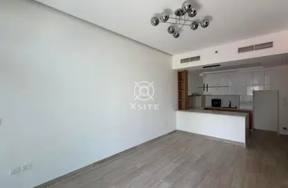 شقة - غرفة نوم - 2 حمامات للايجار في ذا ايست كريست - ديستريكت 17 - قرية جميرا الدائرية - دبي