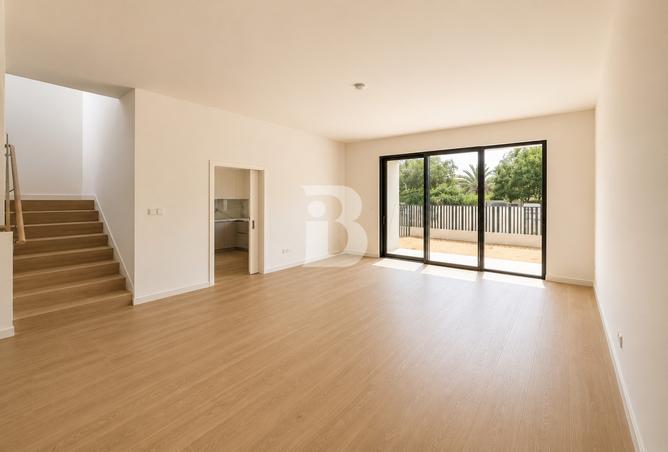 129758330 - Property Main Image