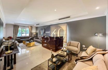 Villa - 5 Bedrooms - 4 Bathrooms for sale in Meadows 1 - Meadows - Dubai Villa - 5 Bedrooms - 4 Bathrooms for sale in Meadows 1 - Meadows - Dubai