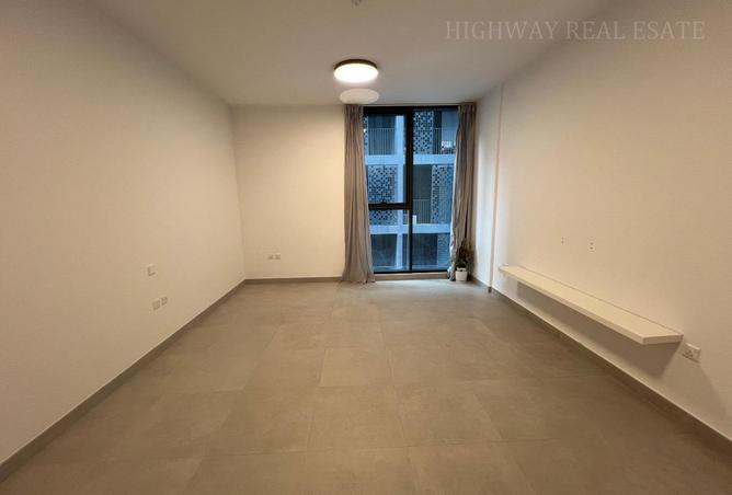 Modern Bigger Luxury Studio in Areej Aljada