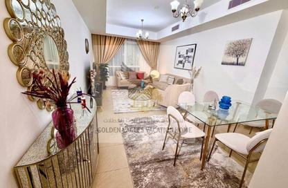 Apartment - 2 - 2 for rent in Beach Tower 2 - Al Khan Lagoon - Al Khan - Sharjah
