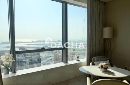 Apartment - Studio - 1 for rent in The Palm Tower - Palm Jumeirah - Dubai