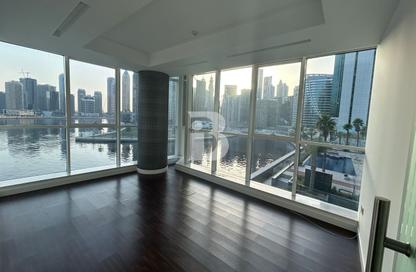 Office Space - Studio for rent in Lake Central - Business Bay - Dubai