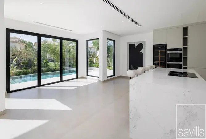 156927902 - Property Image 3