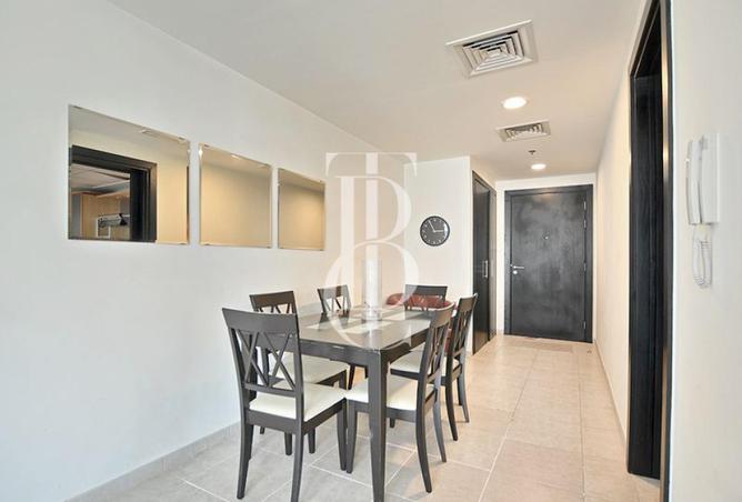 71118301 - Property Image 2