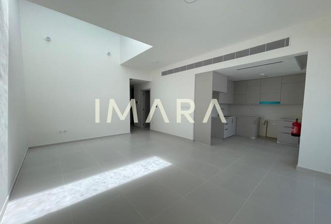106858026 - Property Image 3