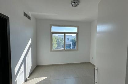 Townhouse - 2 Bedrooms - 3 Bathrooms for rent in Al Khaleej Village - Al Ghadeer - Abu Dhabi Townhouse - 2 Bedrooms - 3 Bathrooms for rent in Al Khaleej Village - Al Ghadeer - Abu Dhabi