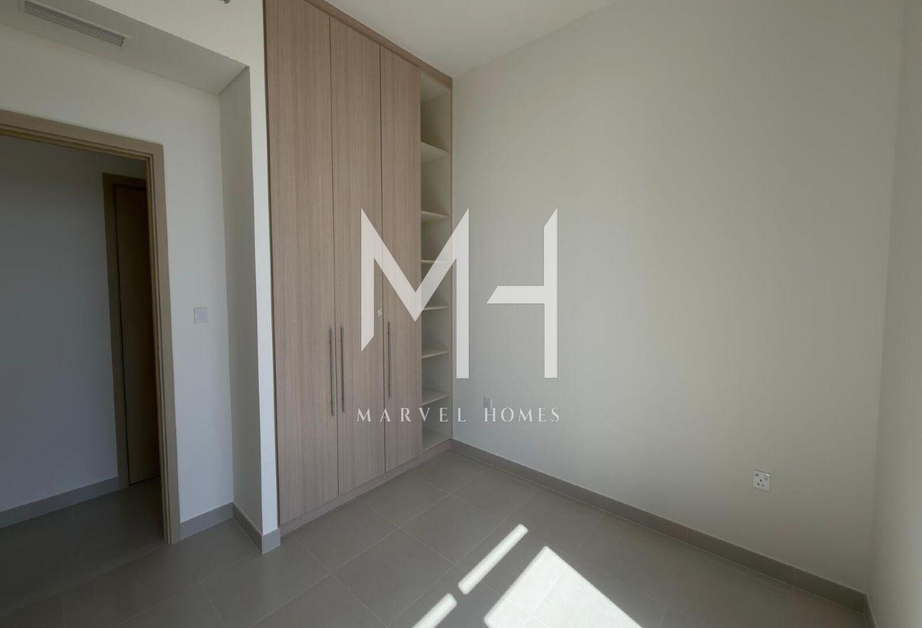 Brand New | Spacious | Pool and Golf Course View photo 7