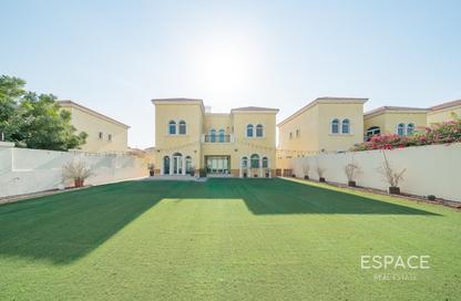 Villa - 3 - 4 for rent in District 5 - Jumeirah Park - Dubai