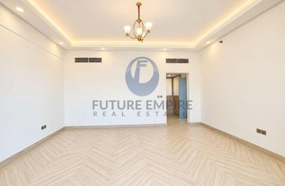 Apartment - 3 - 4 for rent in Al Hudaiba Mall - Al Hudaiba - Bur Dubai - Dubai Apartment - 3 - 4 for rent in Al Hudaiba Mall - Al Hudaiba - Bur Dubai - Dubai
