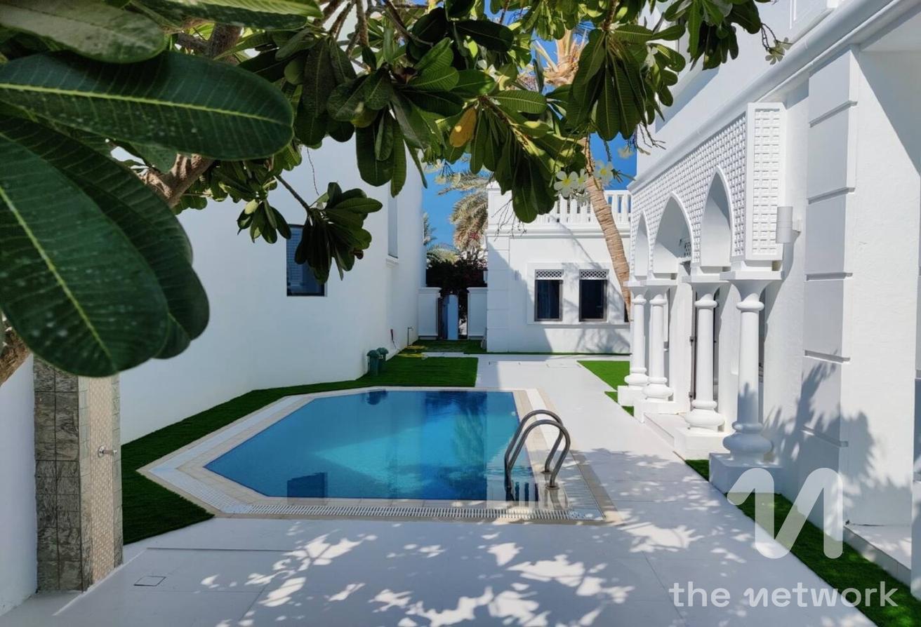 Upgraded Garden Home | 4 Beds | Furnished photo 22