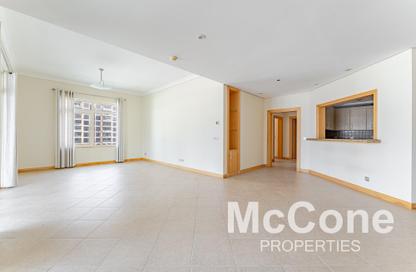 Apartment - 5 Bedrooms - 4 Bathrooms for rent in Al Das - Shoreline Apartments - Palm Jumeirah - Dubai