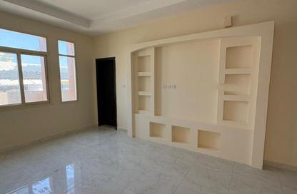 Townhouse - 3 - 5 for rent in Seih Al Uraibi - Ras Al Khaimah