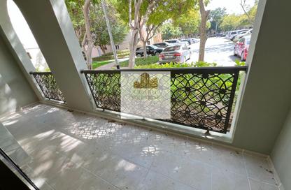 Apartment - 2 Bedrooms - 2 Bathrooms for rent in The Gardens Building 115 - The Gardens Buildings - The Gardens - Dubai
