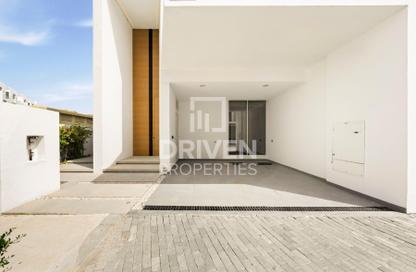 Villa - 4 Bedrooms - 5 Bathrooms for rent in Ixora - Al Barari - Dubai