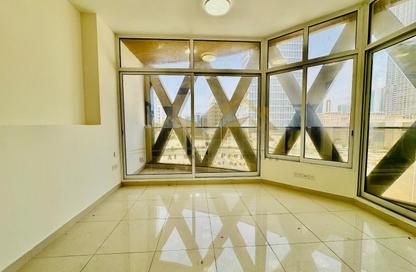 Apartment - 1 Bedroom - 2 Bathrooms for rent in Jumeirah Garden City - Al Satwa - Dubai