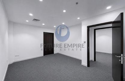 Retail - Studio - 1 Bathroom for rent in Pyramid Centre - Oud Metha - Bur Dubai - Dubai