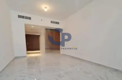 Apartment - 1 Bathroom for sale in Oasis Residences - Masdar City - Abu Dhabi