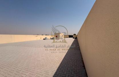 Land - Studio for rent in Al Jlail - Al Sajaa - Sharjah