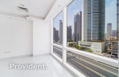 Office Space - Studio - 1 for rent in Tamani Art Tower - Business Bay - Dubai