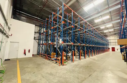 Warehouse - Studio - 5 Bathrooms for rent in Freezone South - Jebel Ali Freezone - Jebel Ali - Dubai