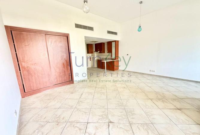 137440700 - Property Image 2