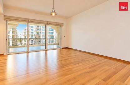 Apartment - 2 - 3 for rent in Marina Residences 2 - Marina Residences - Palm Jumeirah - Dubai