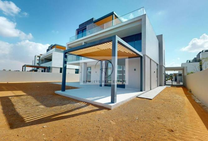 94028692 - Property Main Image