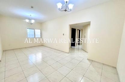 Apartment - 2 - 3 for rent in Al Nahda Complex - Al Nahda - Sharjah Apartment - 2 - 3 for rent in Al Nahda Complex - Al Nahda - Sharjah