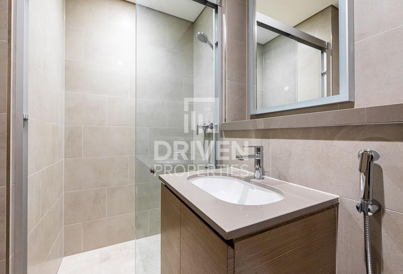 Skyline View | High Floor | Well Maintained photo 9